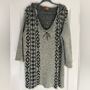 Gray V-Neck Sweater with Black Pattern